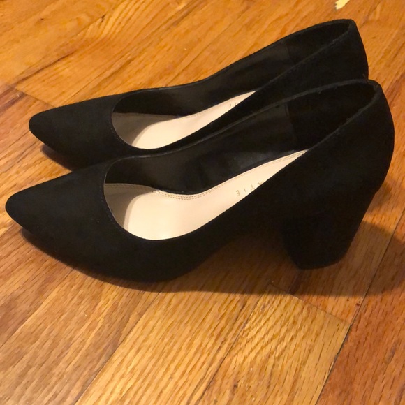 Pumps - Picture 2 of 4